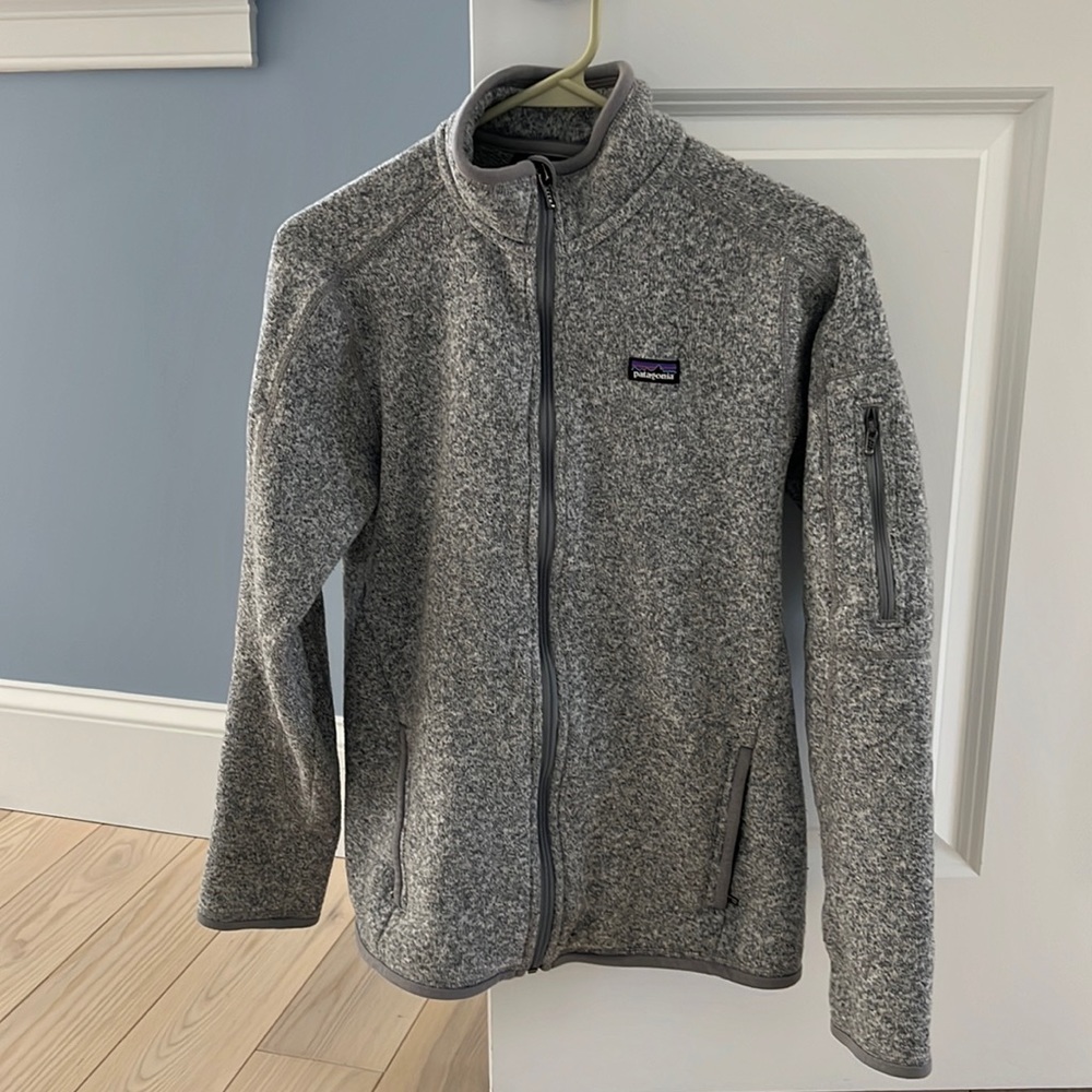Women’s Patagonia zip up fleece size Medium
